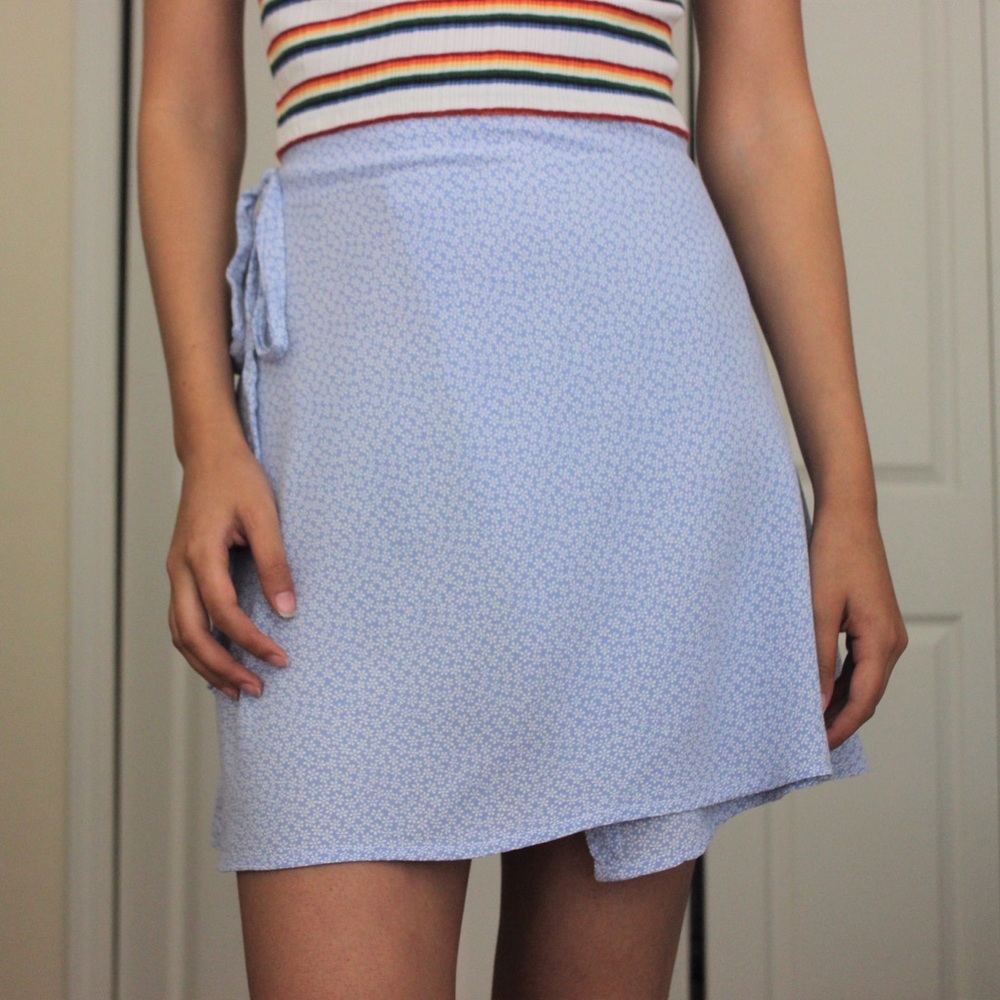 BRANDY MELVILLE SKIRT